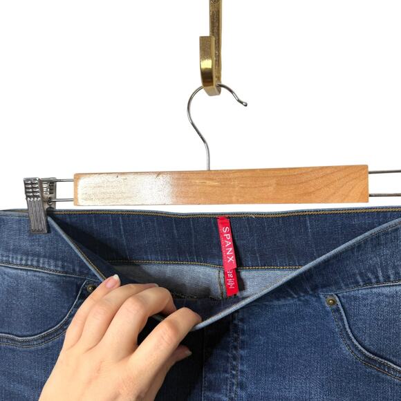 Spanx Distressed Ankle Skinny Jeans Pull On High Rise Medium Wash Blue Size XL - Picture 5 of 8